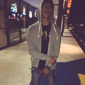 Meet your Posher, Kenneth